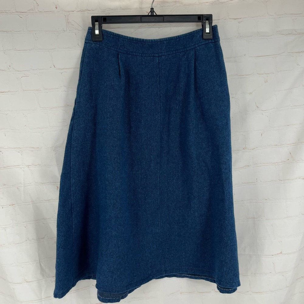 Elegant Blue Women's Skirt - Picture 2 of 7